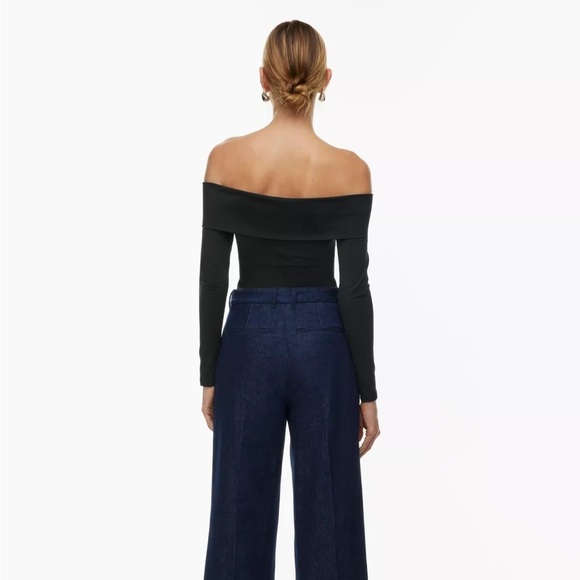 Contour Deci Body Suit | Aritzia - Picture 6 of 9